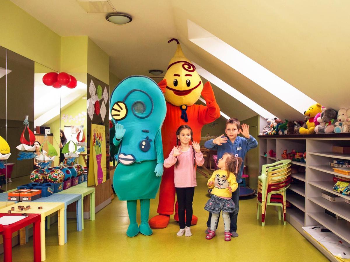 مبيت وإفطار أوسترون Elemels Planet المظهر الخارجي الصورة